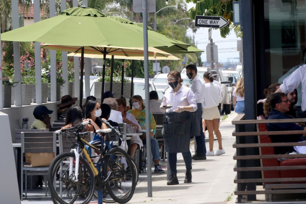 Long Beach Council Extends Parklets, Open Streets To Year's End