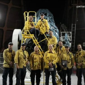 Firefighters who saved Mount Wilson Observatory from Bobcat Fire treated to celestial view