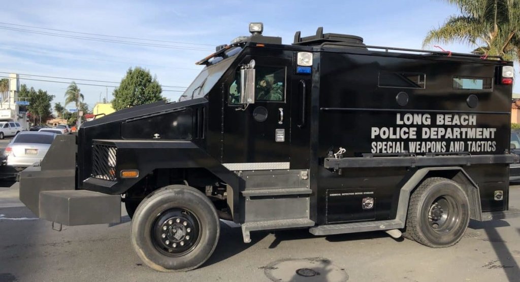 Parking dispute leads to SWAT standoff in Long Beach, police say