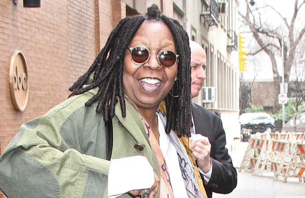 Whoopi Goldberg reveals Paul Simon's lasting career advice