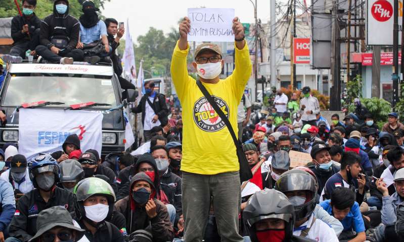 Indonesia mass strikes loom over cuts to environmental safeguards and workers' rights