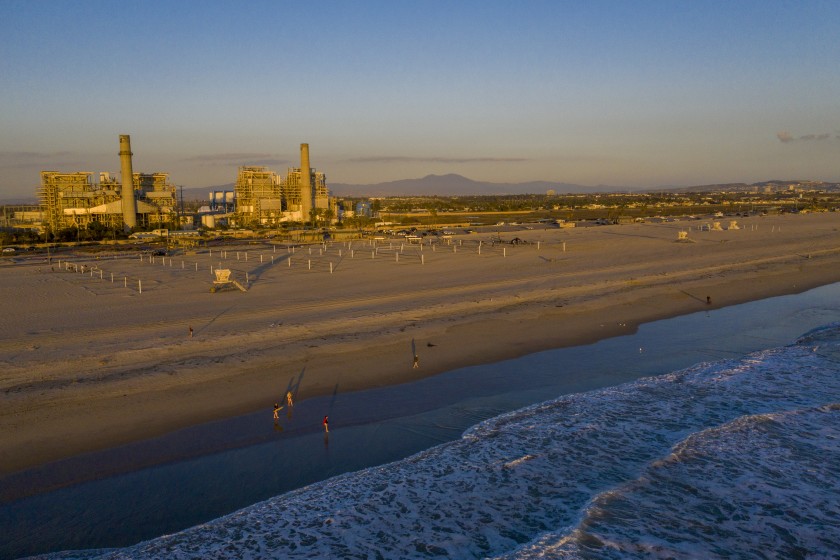 Column: This desalination plan stinks all the way from Orange County to Gov. Newsom’s office
